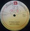 escuchar en línea The SUS Band - Is There A Place