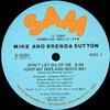 ouvir online Mike And Brenda Sutton - Dont Let Go Of Me Grip My Hips And Move Me