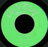 ouvir online The Debonaires - Krakowiak Tam Za Go Rami Walc Over The Hills