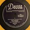 online luisteren Russ Morgan And His Orchestra - I Look Out The Window The Winter Song