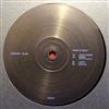 kuunnella verkossa Rigzz & Saenz - Janes Drum