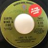 lytte på nettet Earth, Wind & Fire - Love Is Life
