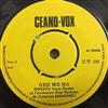 online luisteren Dossou IsaacDoslac Et L'Orchestre PolyRythmo De Cotonou Dahomey - Gbe Me Ho Medougbe