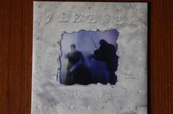 Download Jezebel - Hon Kom Över Mon